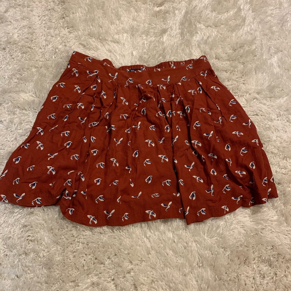 Gap skirt